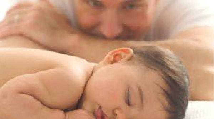 Можно ли грудничку спать на животе: советы Комаровского. Можно ли новорожденному спать на животе? Сон младенца на животе — плюсы и минусы Можно ли полугодовалому ребенку спать на животе